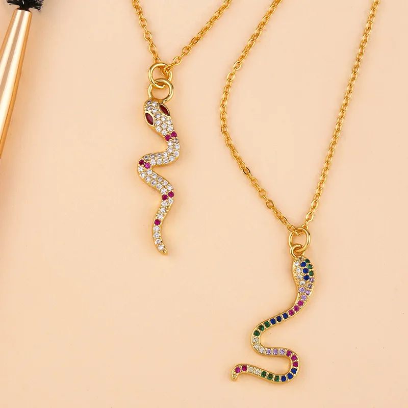 Rhinestones Snake Pendant Nekclace