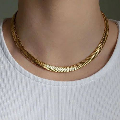 Thick Snake Necklace