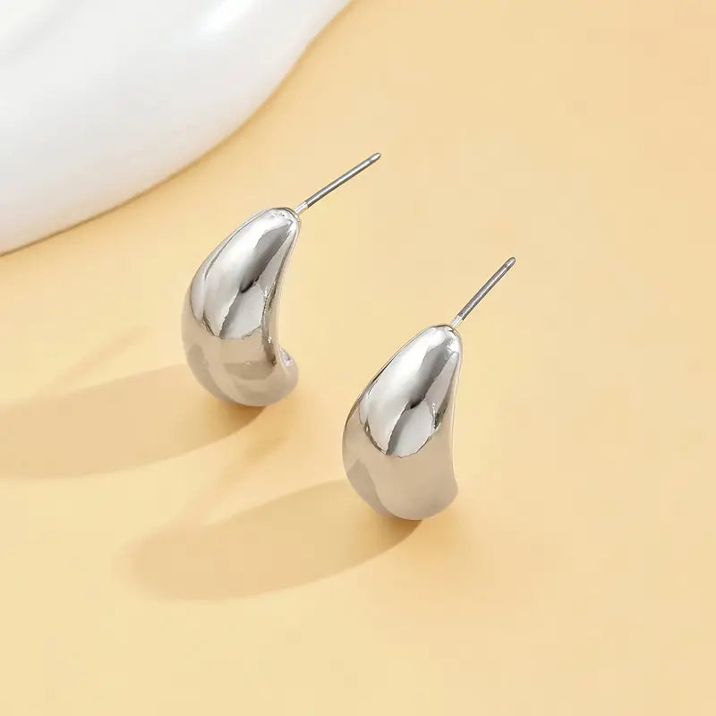 Elegant Drop-Shaped Earrings