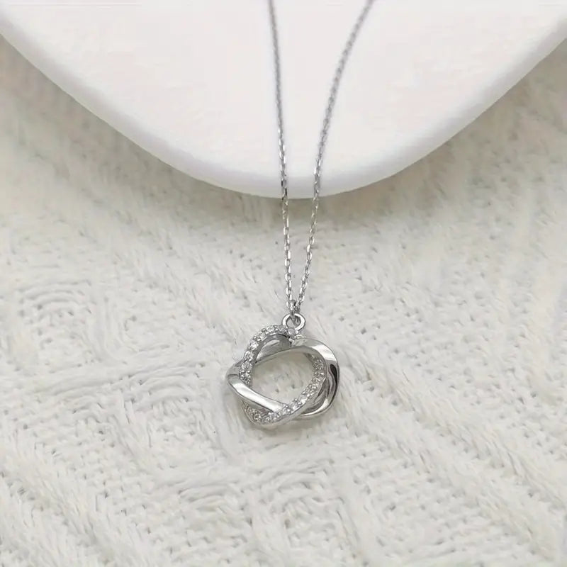 Elegant Simple Circle Pendant Necklace