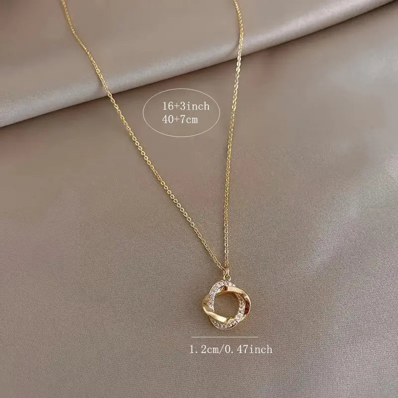 Elegant Simple Circle Pendant Necklace